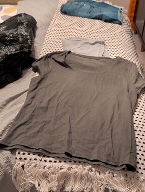 Women's Classic Scoop Neck Green Tee